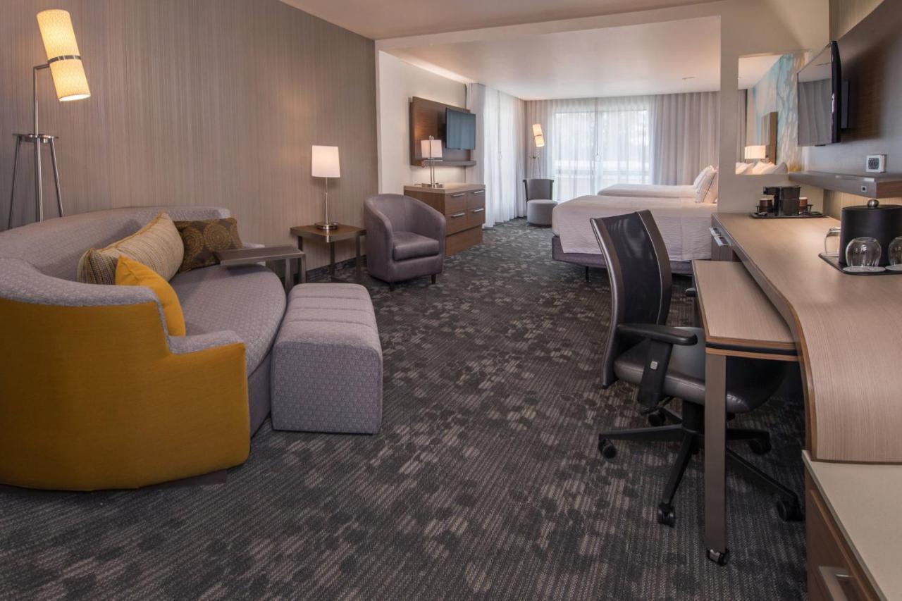 Hotel Courtyard By Marriott Chocolate Avenue