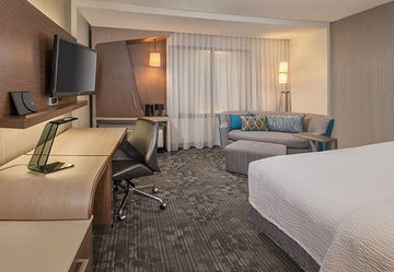 Courtyard By Marriott Chocolate Avenue Hotel